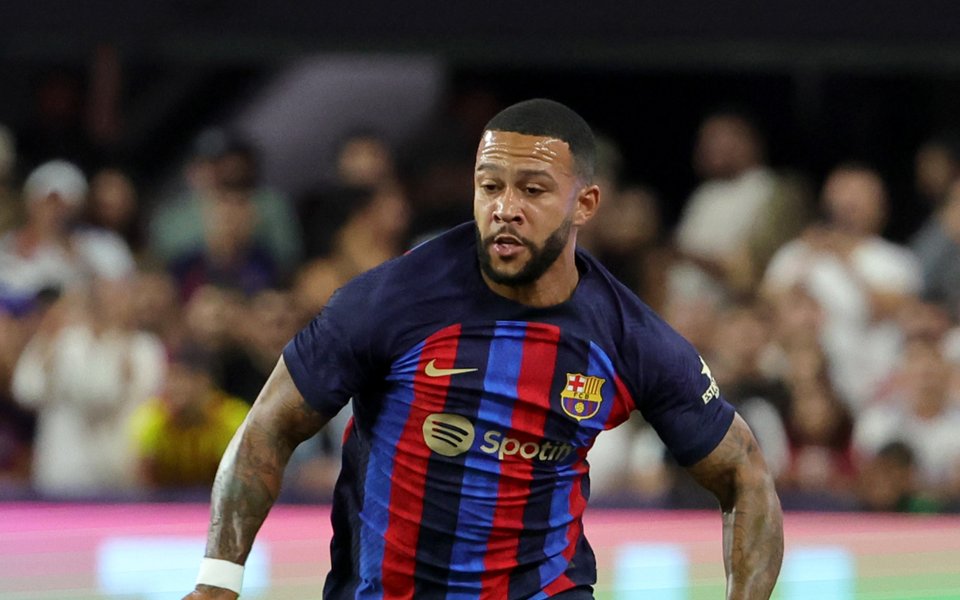 Отборът на Барселона продължава с опитите си да се раздели