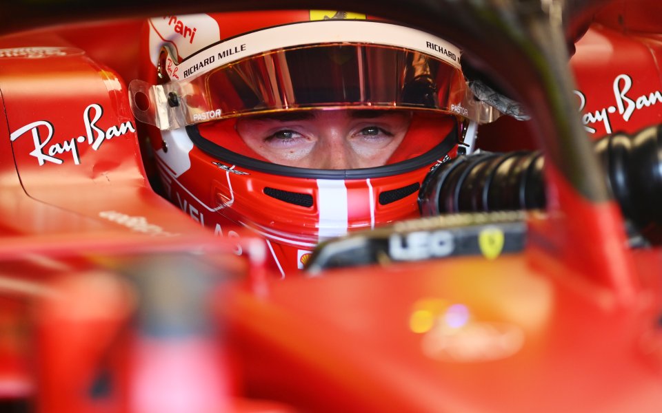 Пилотът на Ферари Шарл Льоклер постигна най-добро време във втората