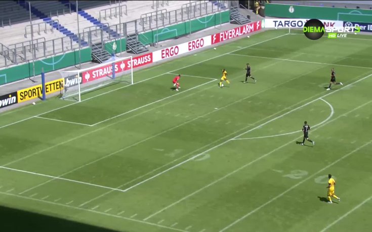 Щрален - Санкт Паули 3:4 /репортаж/