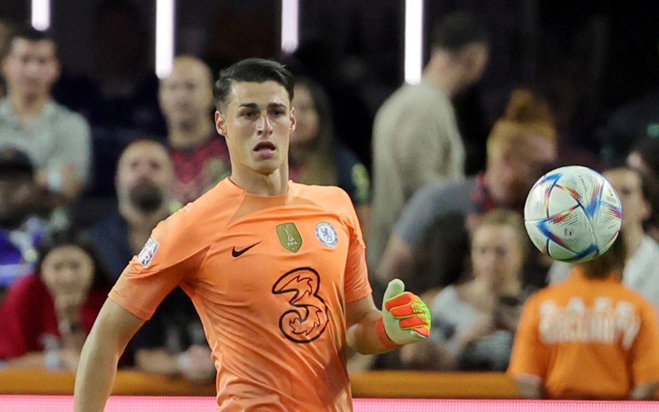 Резервният вратар на Челси Кепа Арисабалага е много близо до