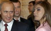 „Отравяне с гъби“ или отмъщение? Почина журналистът, разкрил аферата на Путин с Кабаева