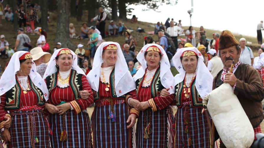 Народният дух, традиции и история в Копривщица (СНИМКИ)