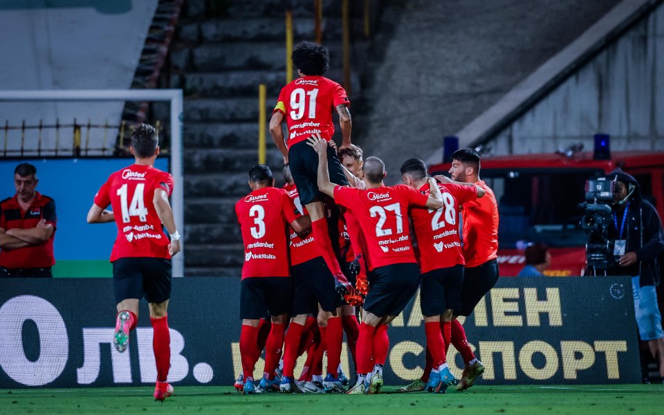 Героят за Хамрун Исторически ден за малтийския футбол Футбол свят