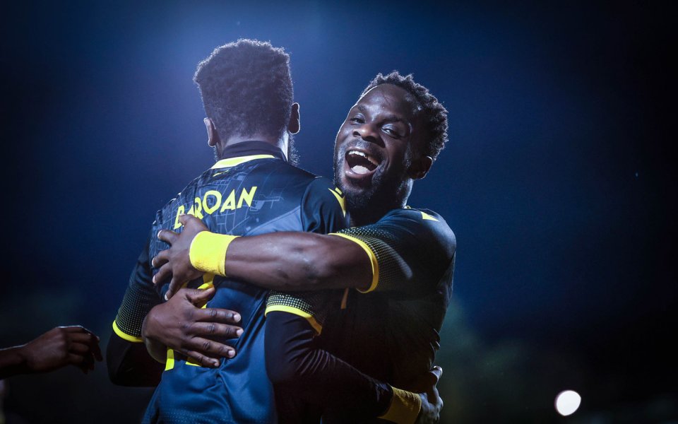 Отборите на Берое и Ботев Пловдив играят при във втория