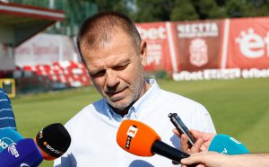 Стойчо Младенов прекрати треньорската си кариера