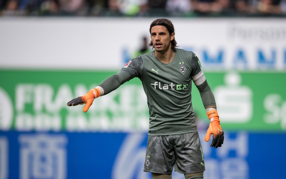 Манчестър Юнайтед се интересува от вратаря на Борусия Мьонхенгладбах Ян