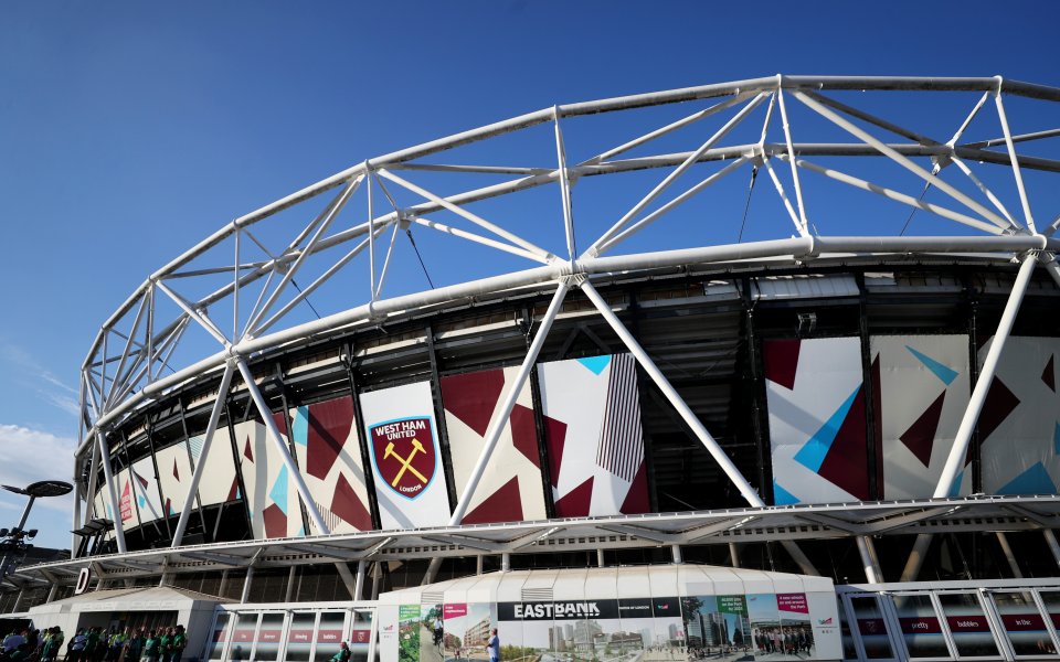 Собствениците на Лондонския стадион свалиха цената на най-евтината си бира