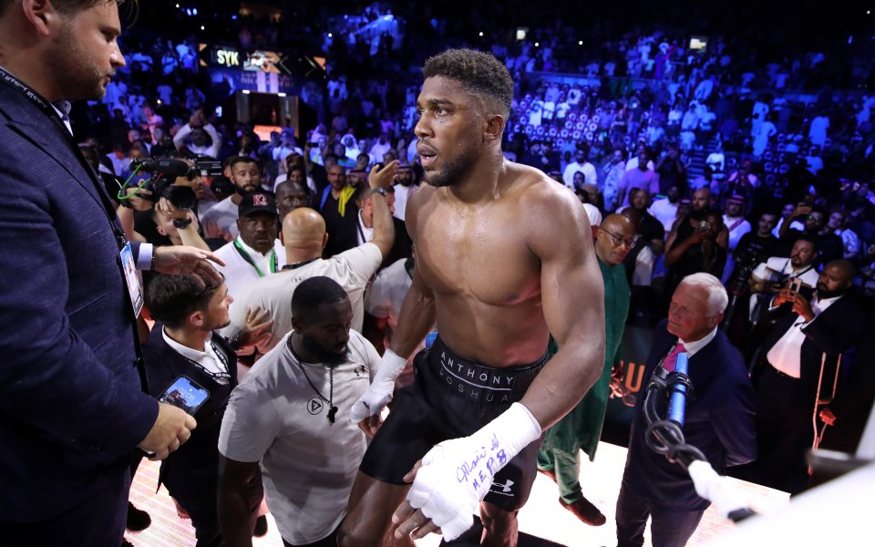 Антъни Джошуа е на път да договор бой с Джърмейн
