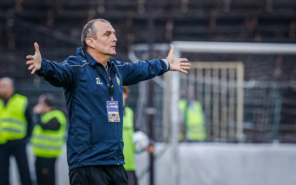 Наставникът на Славия, Златомир Загорчич, остана доволен от себераздаването и