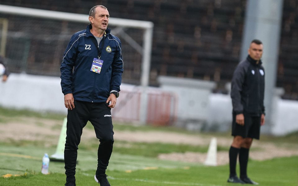 Наставникът на Славия, Златомир Загорчич, похвали представянето на играчите си