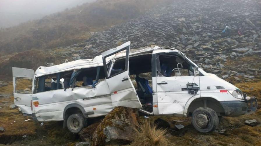 Бус с туристи падна в пропаст след посещение на Мачу Пикчу, има жертви и ранени