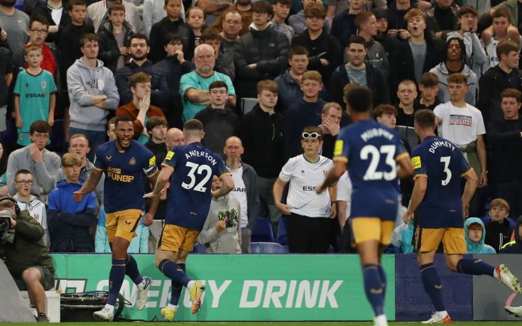 Нюкасъл, Лийдс и Брайтън продължат напред за Купата на лигата