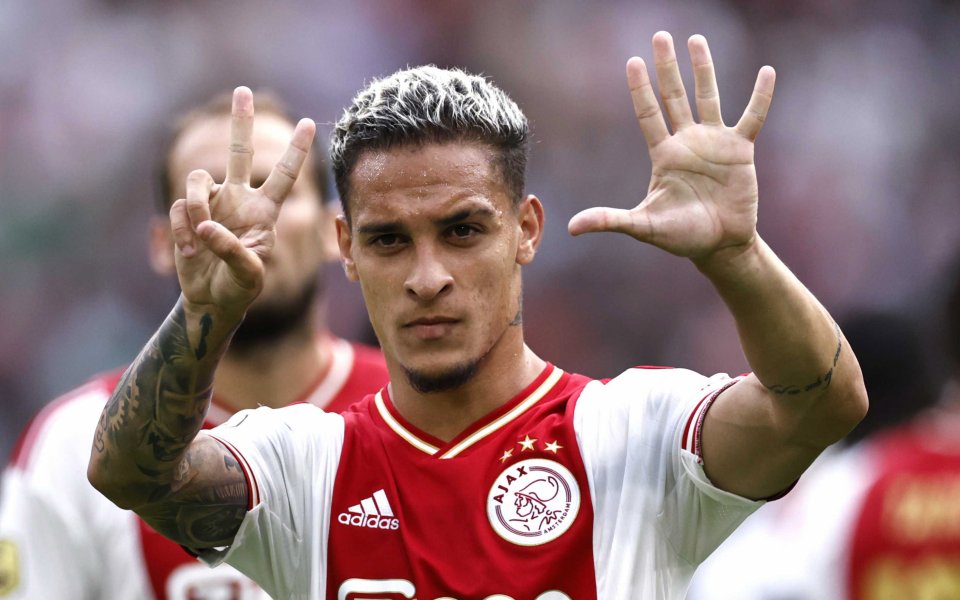 Младата звезда на Аякс - Антони е все по-уверен, че