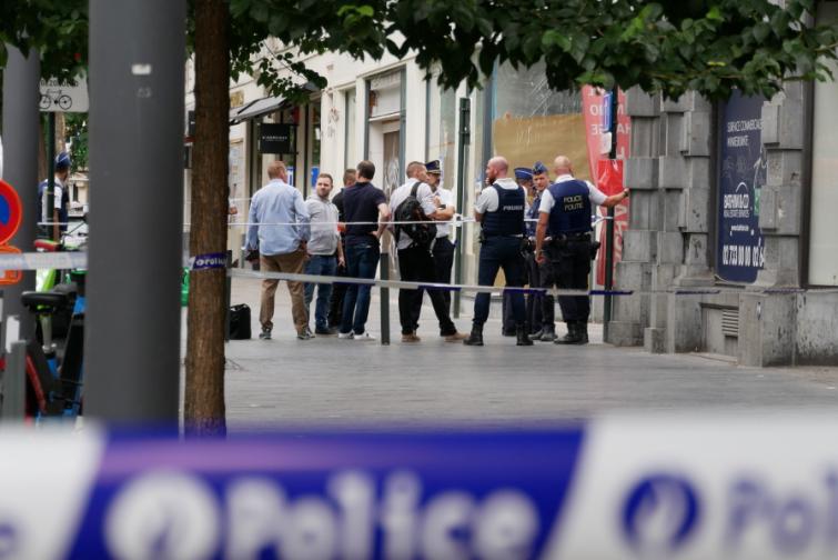 Микробус се заби в кафене в центъра на Брюксел