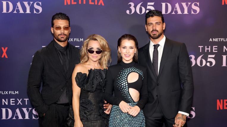  „ 365 дни “ на почитател среща в Ню Йорк 