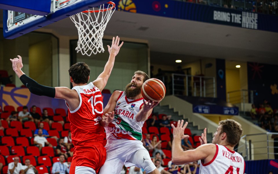 Баскетболният национал на България Чавдар Костов бе категоричен, че отборът
