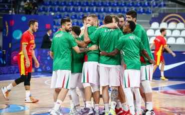 Националният отбор на България излиза срещу Черна гора в третия