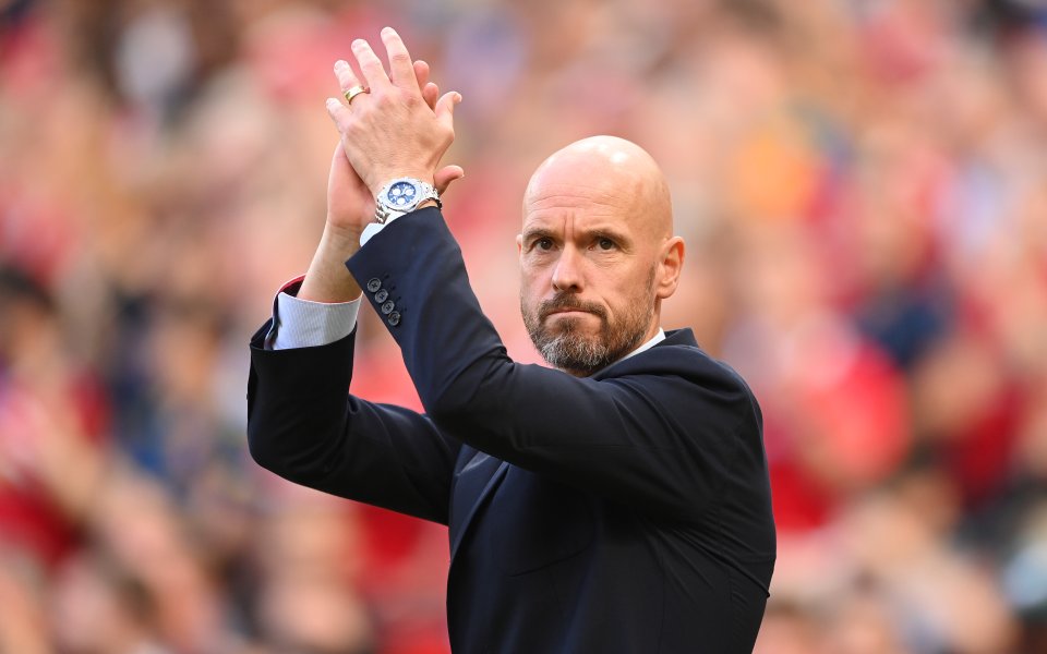 Мениджърът на Манчестър Юнайтед Ерик тен Хаг опита да намали