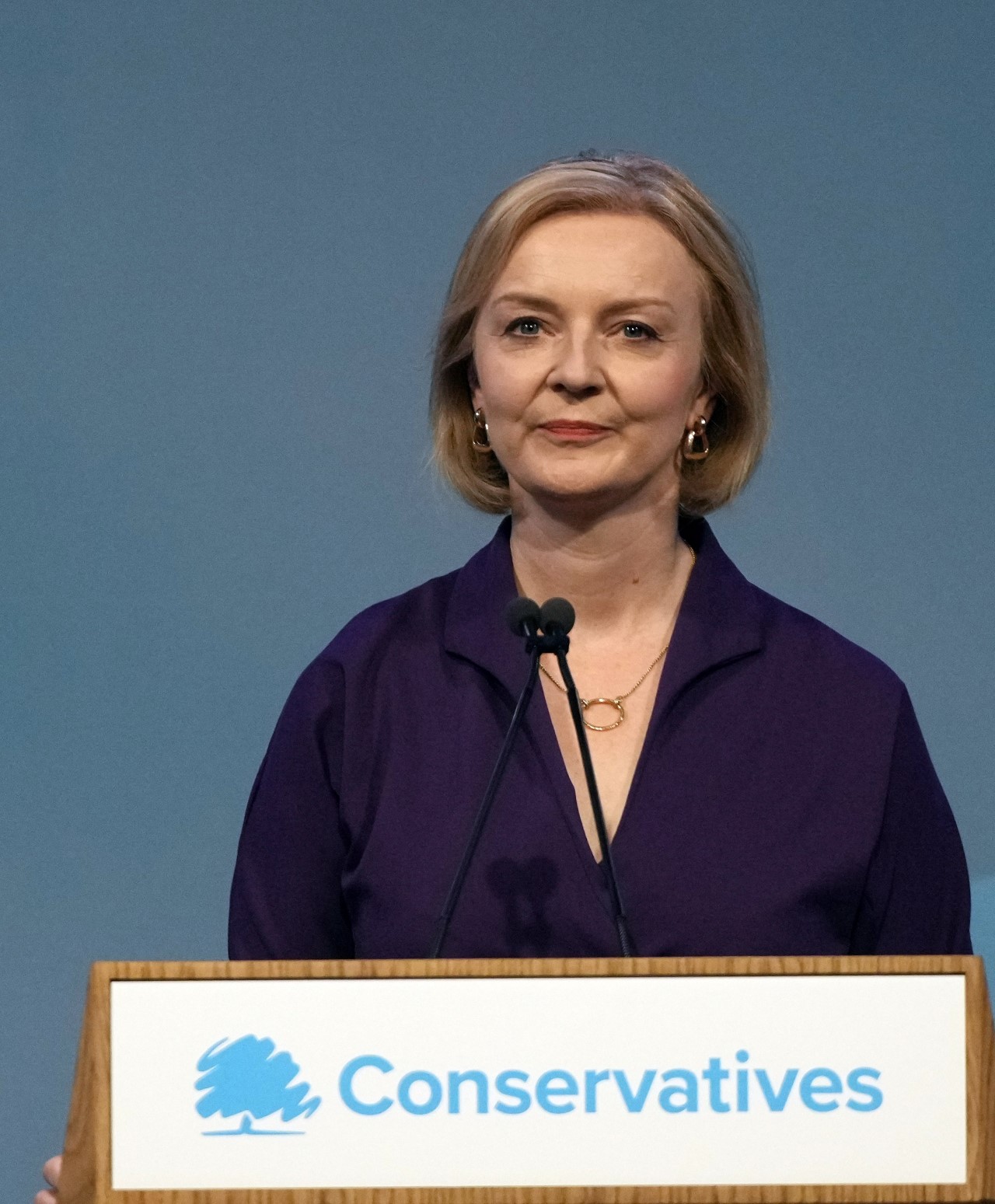 <p>Лиз Тръс стана лидер на Консервативната партия във Великобритания, което означава, че тя ще е новият министър-председател на Великобритания</p>