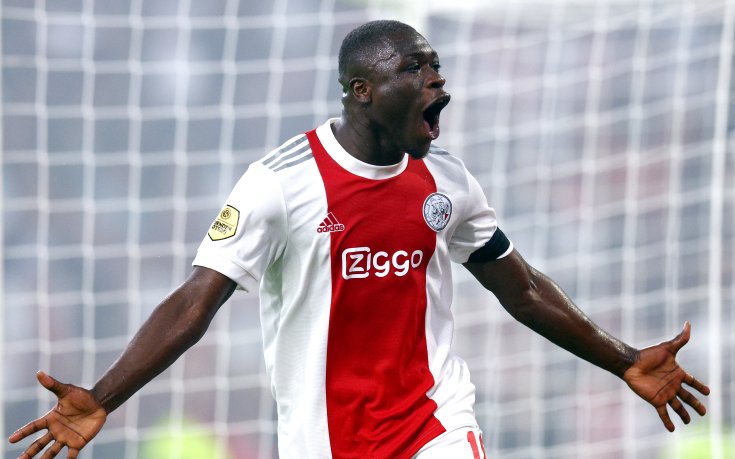 Още един талант на Аякс получил предложение да играе за Манчестър Юнайтед