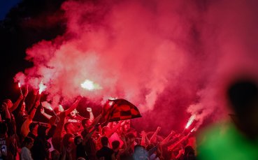 Локомотив София ще играе един двубой пред празни трибуни рашиха