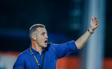 Старши треньорът на Локомотив София Станислав Генчев даде интервю за