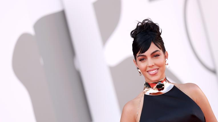  Джорджина Родригес с две стилни появи на Филмовия фестивал във Венеция 2022 