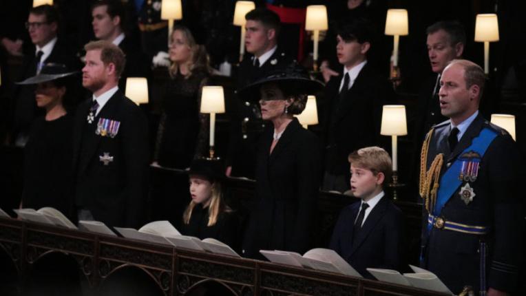 принц Хари Уилям Кейт Мидълтън Меган Маркъл погребение кралица Елизабет