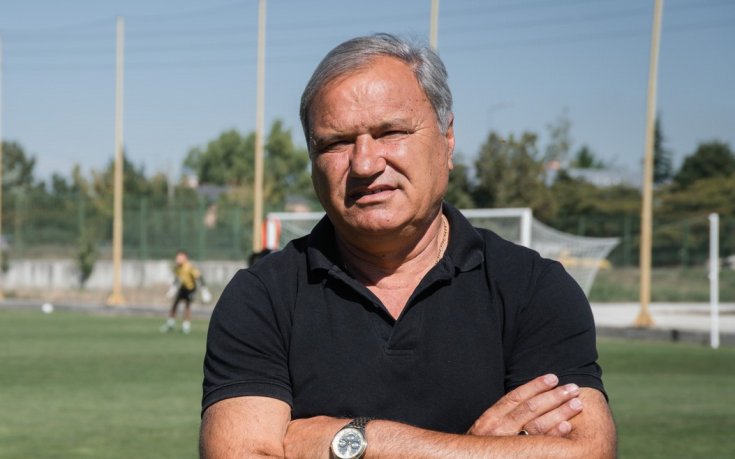 Шеф на Ботев Пд сравни национал със Стоичков