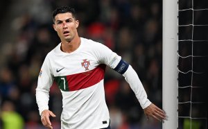 Всемогъща Португалия разби безидейна Чехия