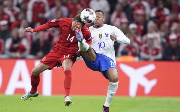Отборите на Дания и Франция играят при резултат 2 0 в