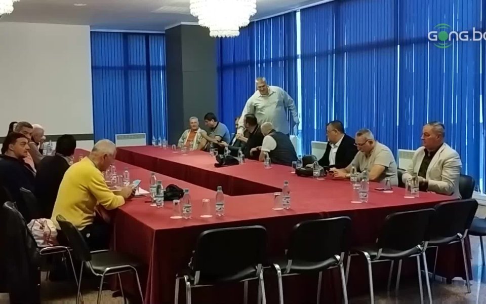 Управителният съвет на БФ Волейбол се събра в Парк-хотел Москва,