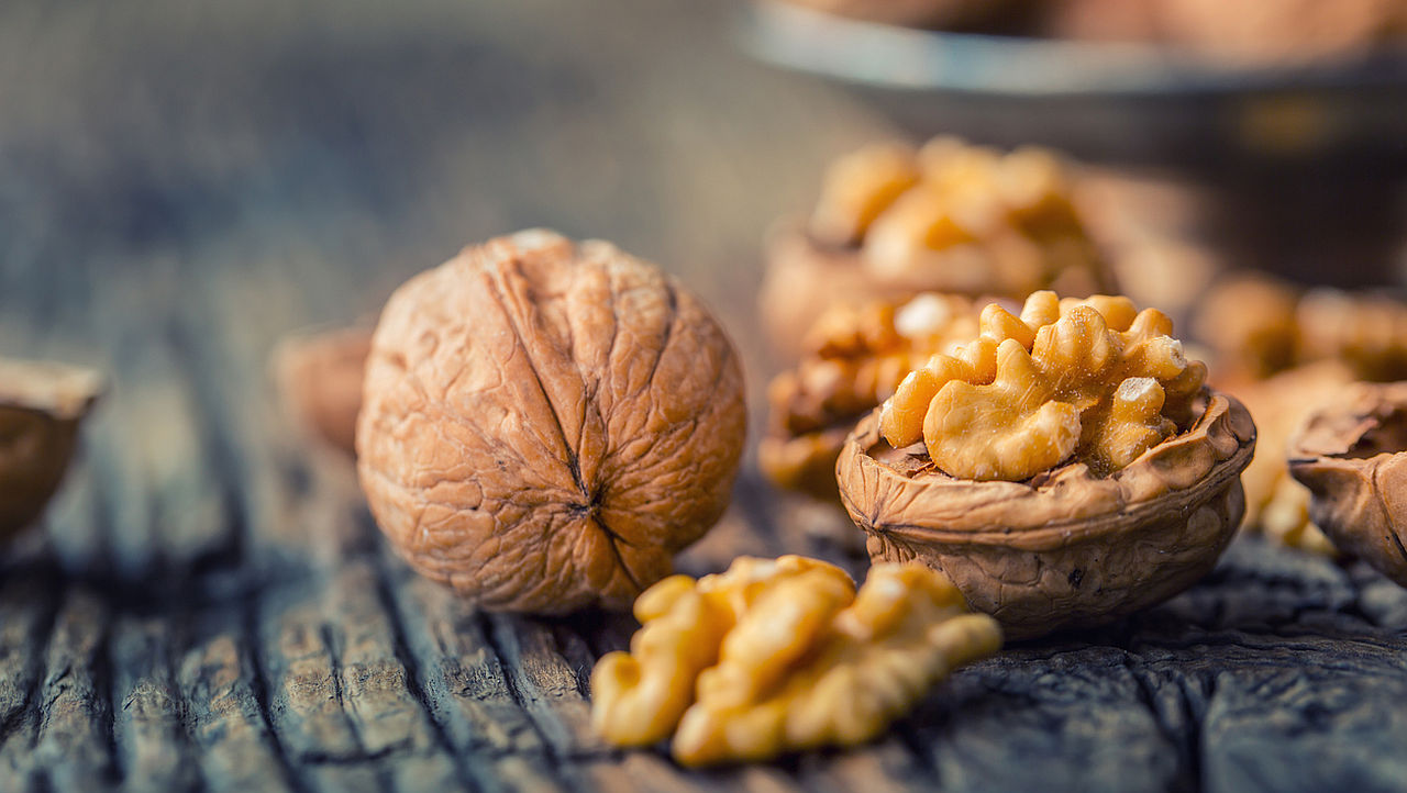 Диетолог посочва ядките, които трябва да ядете сутрин, за да отслабнете
