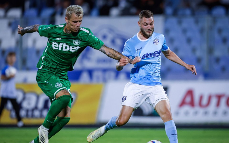 Един от основните играчи на Арда - Иван Тилев, удължи