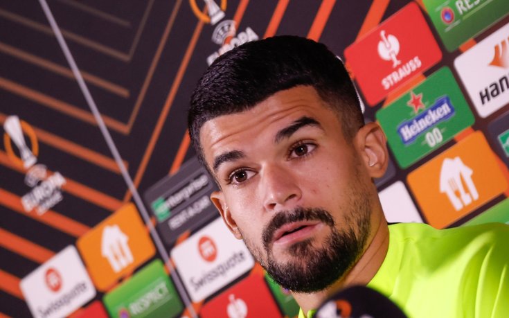 Каули: Изкуственият терен със сигурност не е лош, ще се адаптираме