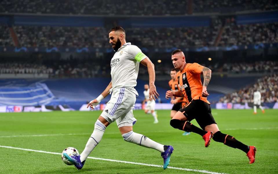 Реал Мадрид и Шахтьор Донецк играят при резултат 2:0 в мач