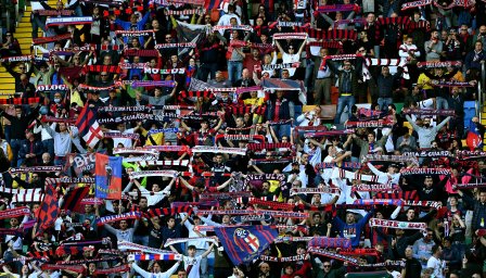 Лудост: Гневни фенове нахлули в съблекалнята на Болоня и заплашвали играчите