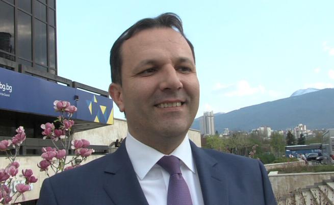 Вътрешният министър на РС Македония срещу българския клуб в Охрид