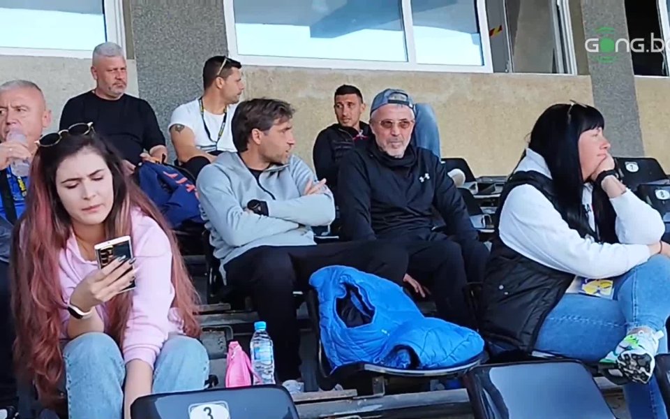 Селекционерът на младежкия национален отбор - Александър Димитров също е