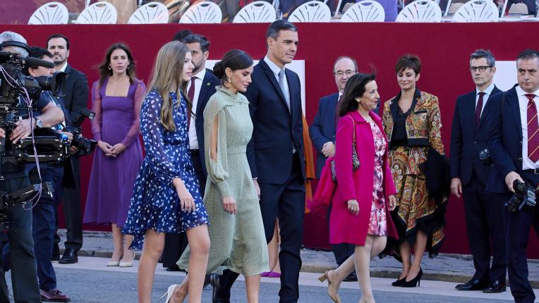 Летисия Ортис и испанското кралското семейство на националния празник на страната