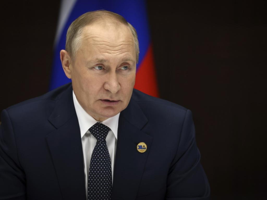 Руският президент Владимир Путин предупреди Запада че Русия би могла да