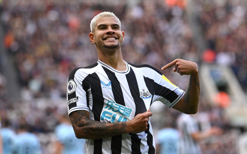 Нюкасъл Юнайтед е готов да отхвърли всички оферти за звездата
