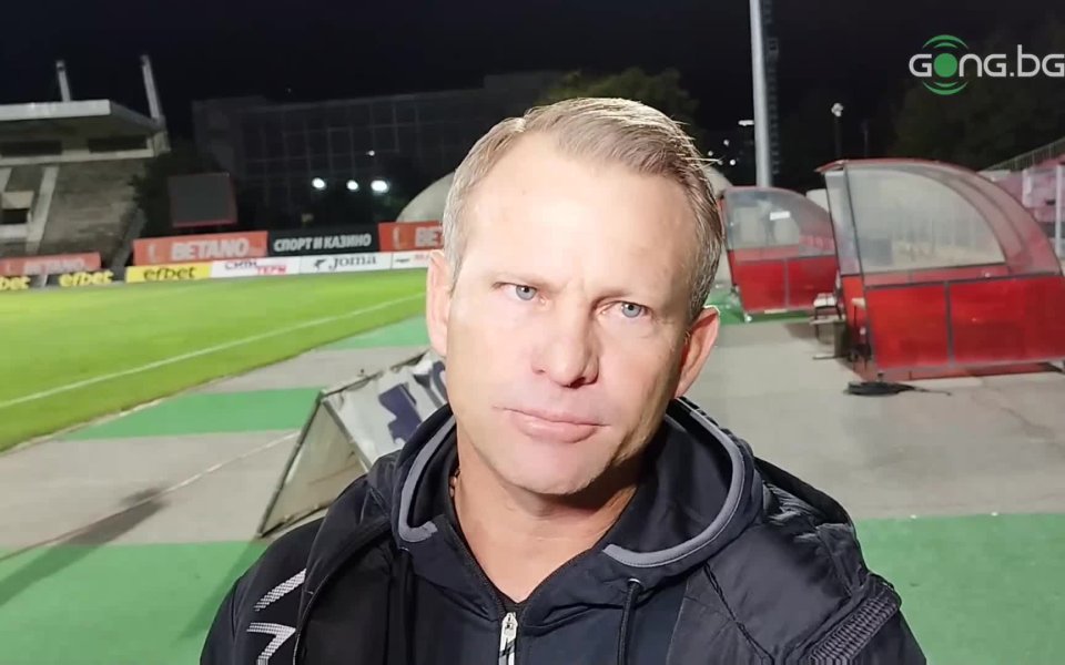 Треньорът на Ботев Враца - Даниел Моралес, говори пред медиите