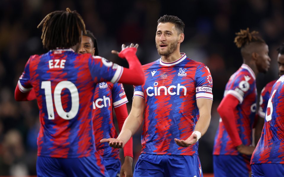 Кристъл Палас задълбочи кризата в Уулвърхемптън, след като го победи