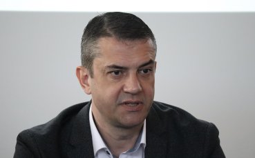 Председателят на Съдийската комисия към Българския футболен съюз – Виктор