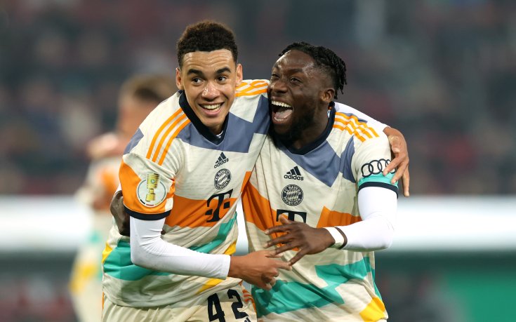 Байерн прегази Аусгбург за Купата на Германия