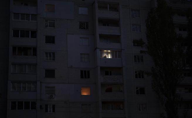 Нови руски удари предизвикаха прекъсвания на тока в няколко украински области