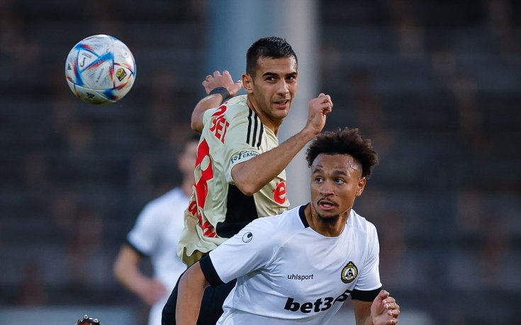 Славия и ЦСКА 1948 си разделиха по точка след два гола на Чочев