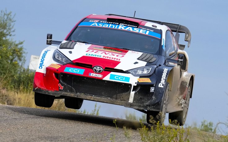 Безапелационен Себастиен Ожие триумфира в Рали Испания