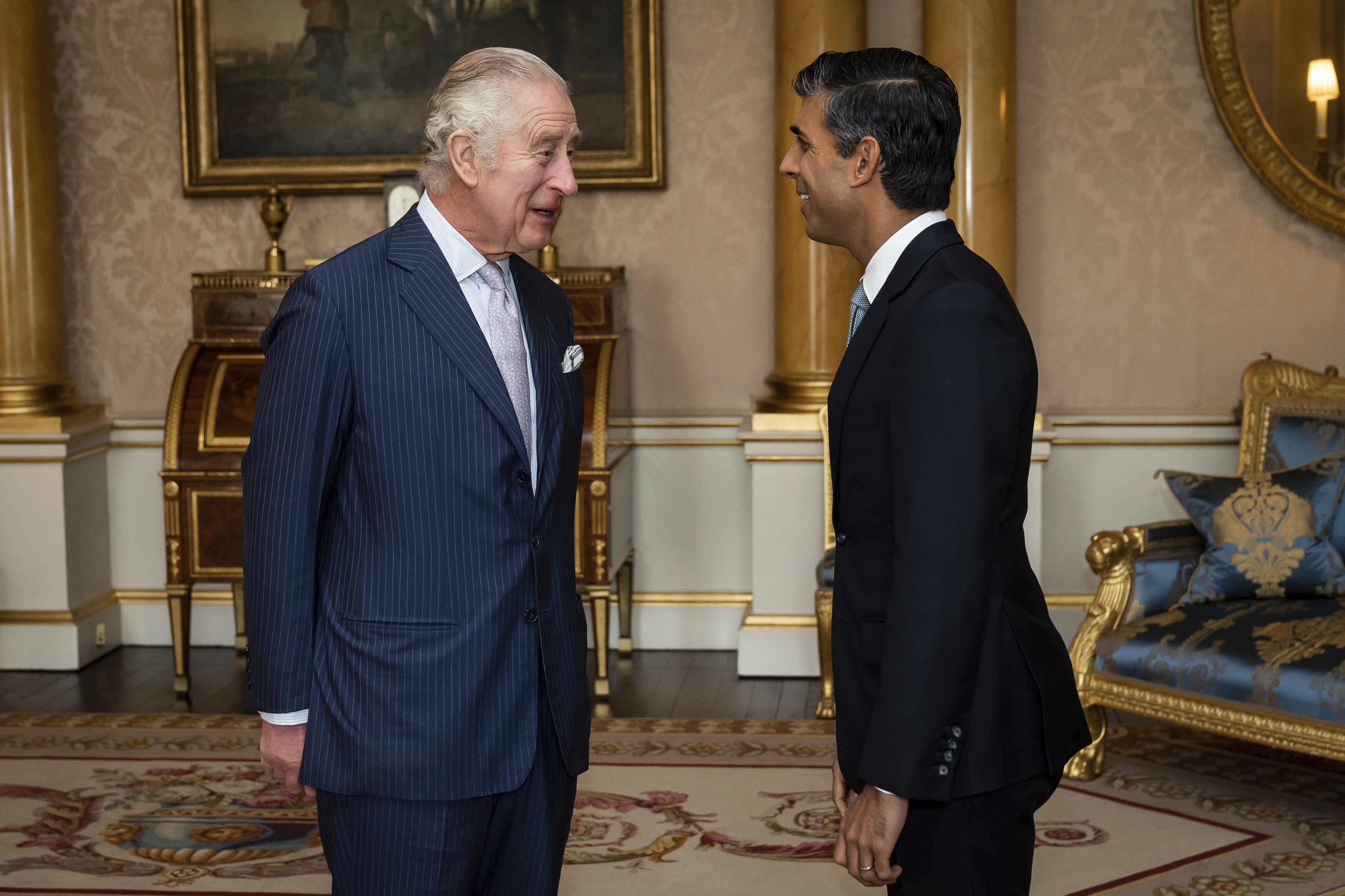 <p>Риши Сунак официално стана новият министър-председател на Великобритания днес, след среща с крал Чарлз в Бъкингамския дворец.</p>